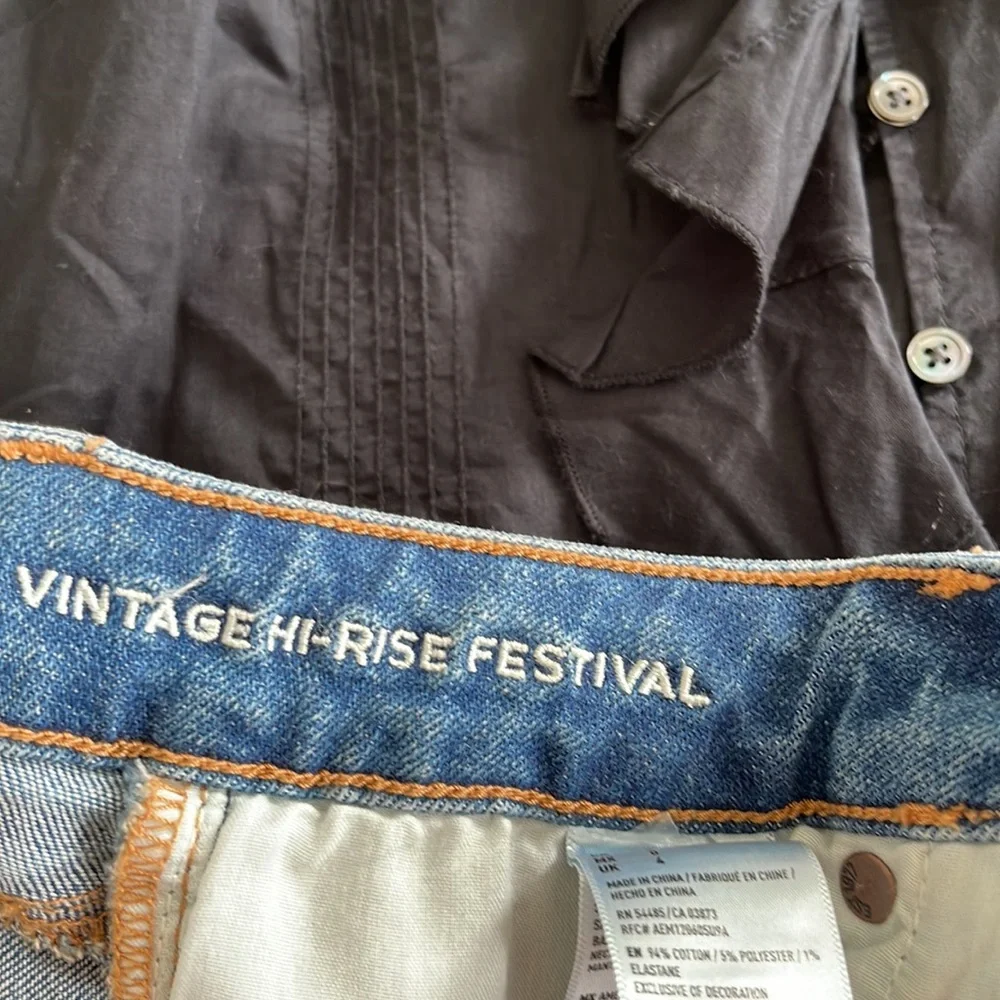 American Eagle Outfitters Distressed Jean Shorts - Picture 6 of 11